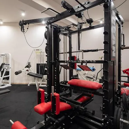 Luxury Envivo With Heated Pool And Professional Gym *