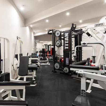 Luxury Envivo With Heated Pool And Professional Gym *