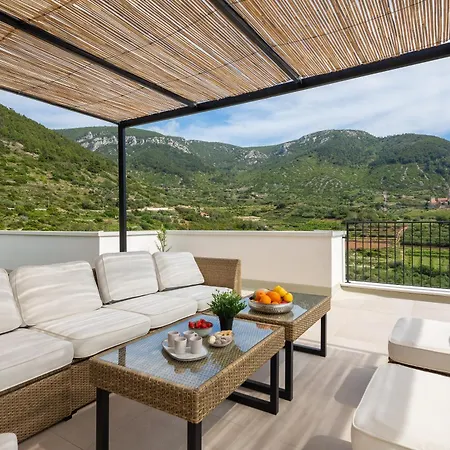 Luxury Envivo With Heated Pool And Professional Gym